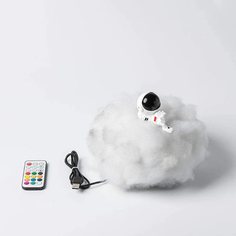 Luz Nube Astronauta - Lumia Estudio