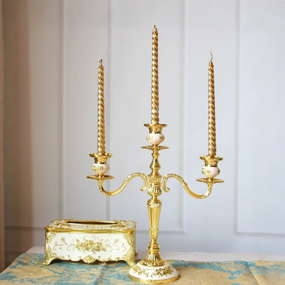 GildedNocturne™ Candelabro - Lumia Estudio