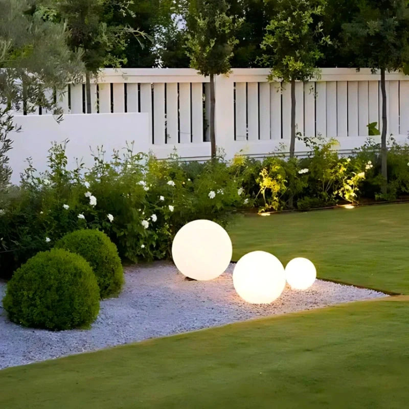 Esfera Luminosa de Jardín - Lumia Estudio