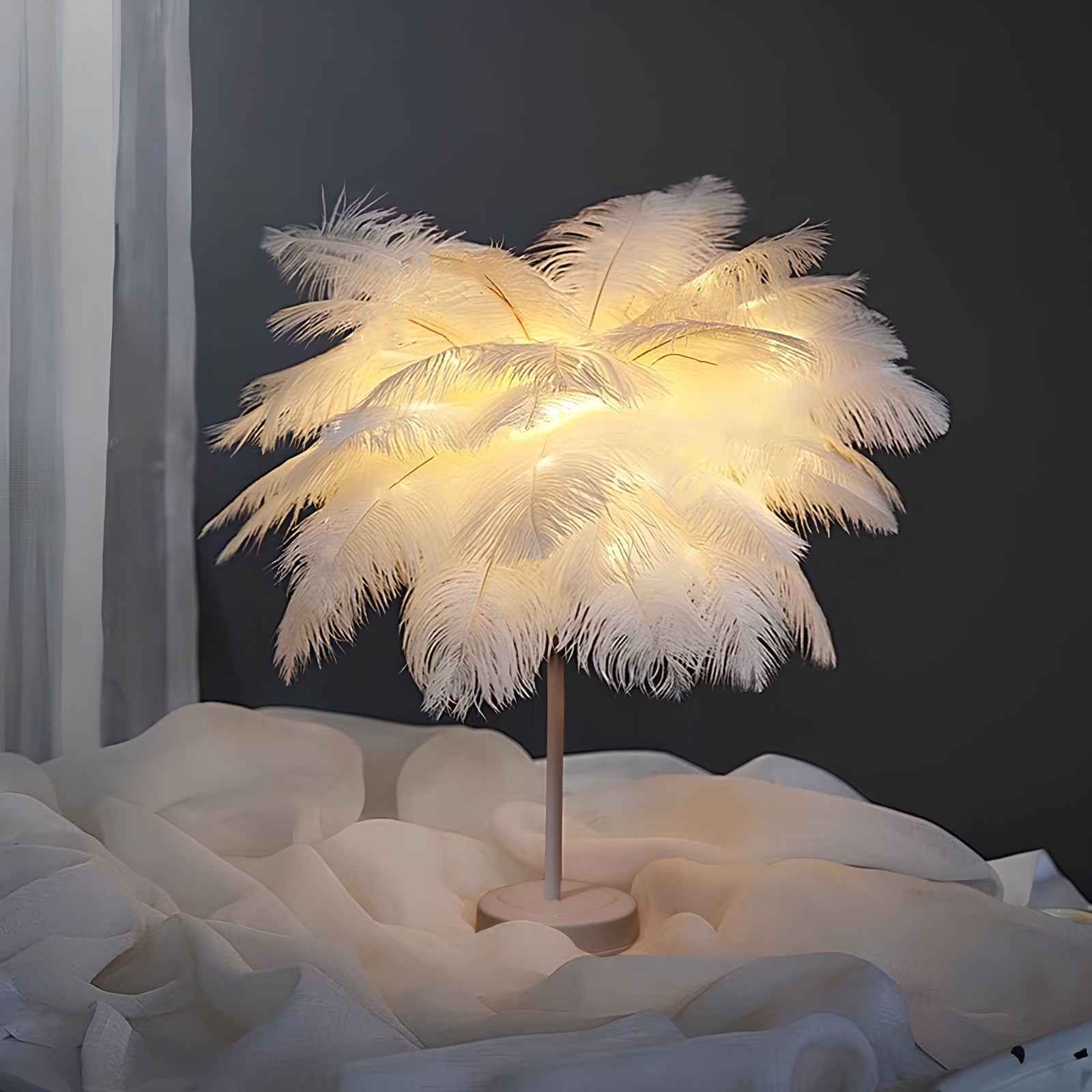 Palmera de Plumas Luminosa - Lumia Estudio