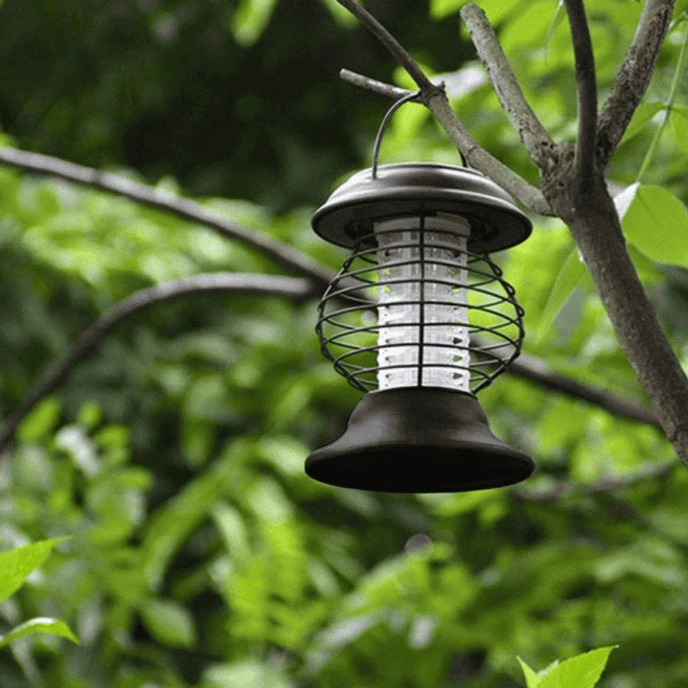 Farol Solar Antimosquitos - Lumia Estudio