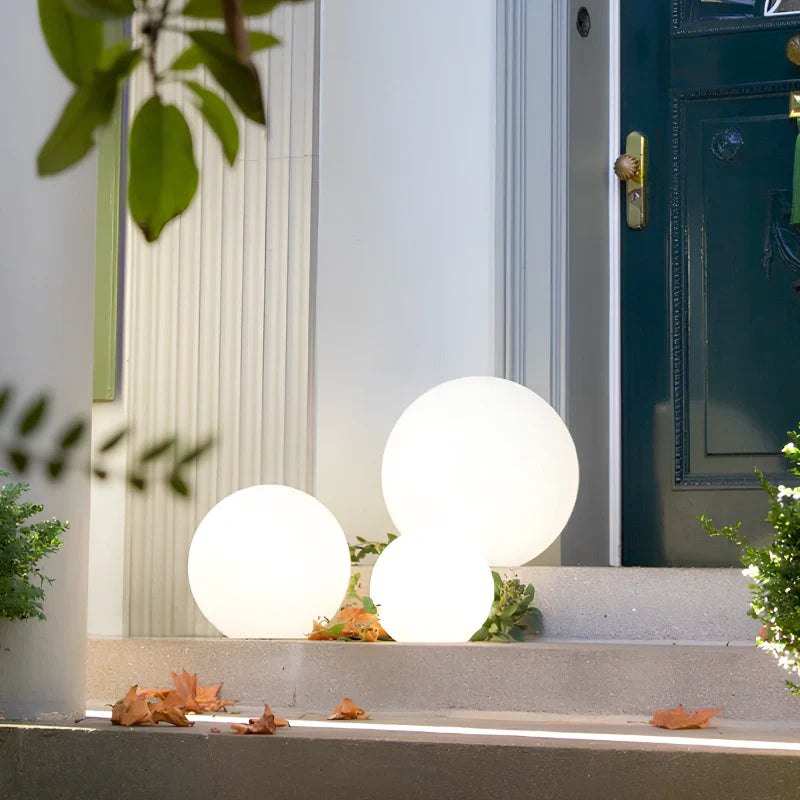 Esfera Luminosa de Jardín - Lumia Estudio
