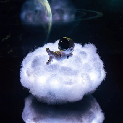Luz Nube Astronauta - Lumia Estudio