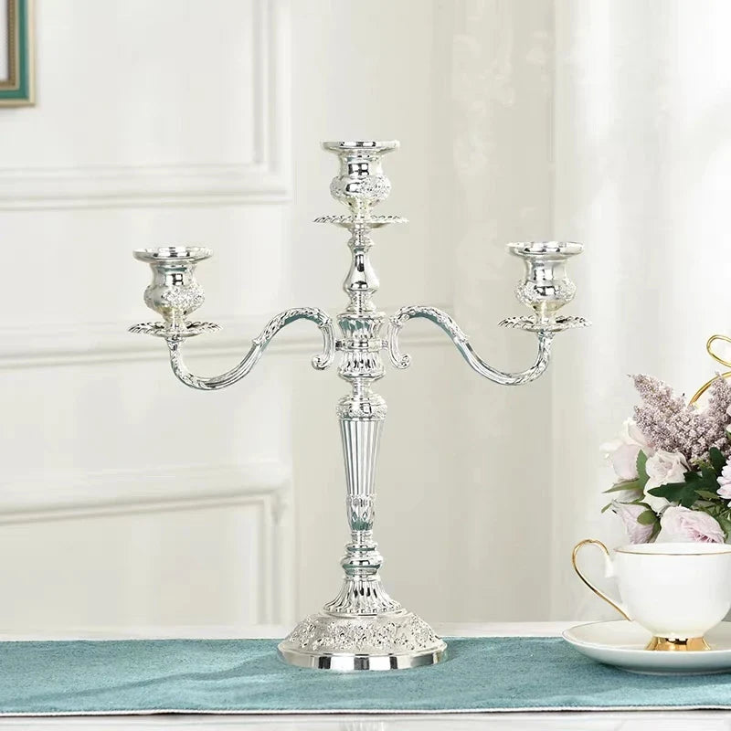 GildedNocturne™ Candelabro - Lumia Estudio
