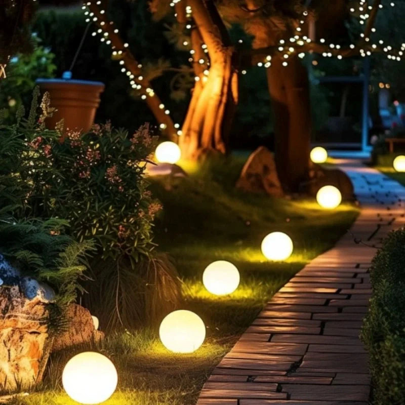 Esfera Luminosa de Jardín - Lumia Estudio