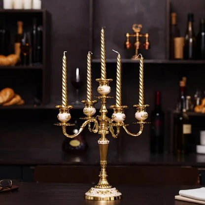 GildedNocturne™ Candelabro - Lumia Estudio