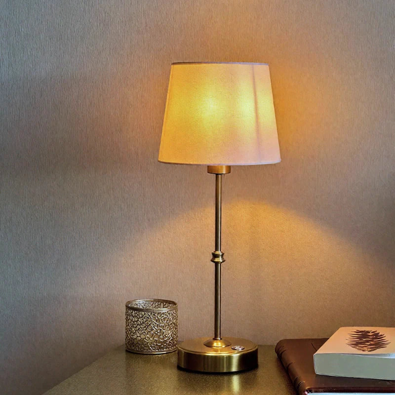 GoldenEase™ Lámpara de Mesa - Lumia Estudio