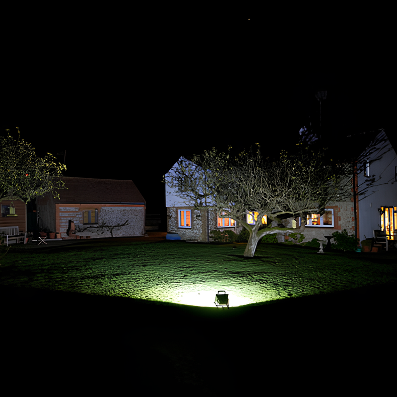Lumina™ Foco Solar - Lumia Estudio