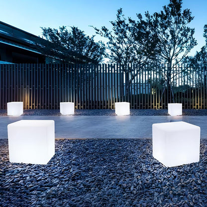 Luz de Jardín Cúbica - Lumia Estudio