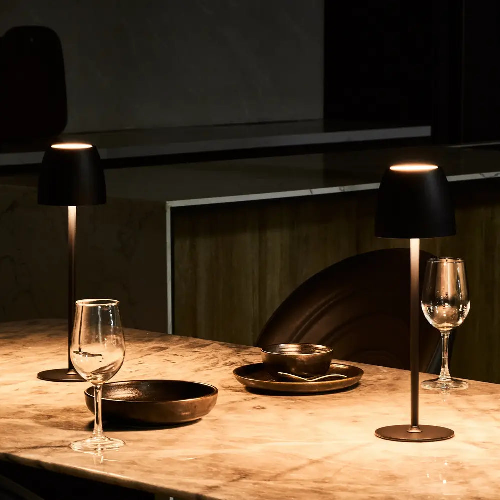 Eterna™ Lámpara de Mesa - Lumia Estudio