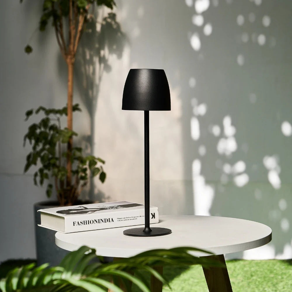 Eterna™ Lámpara de Mesa - Lumia Estudio