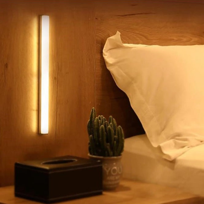 Brightly™ Luz con Sensor - Lumia Estudio