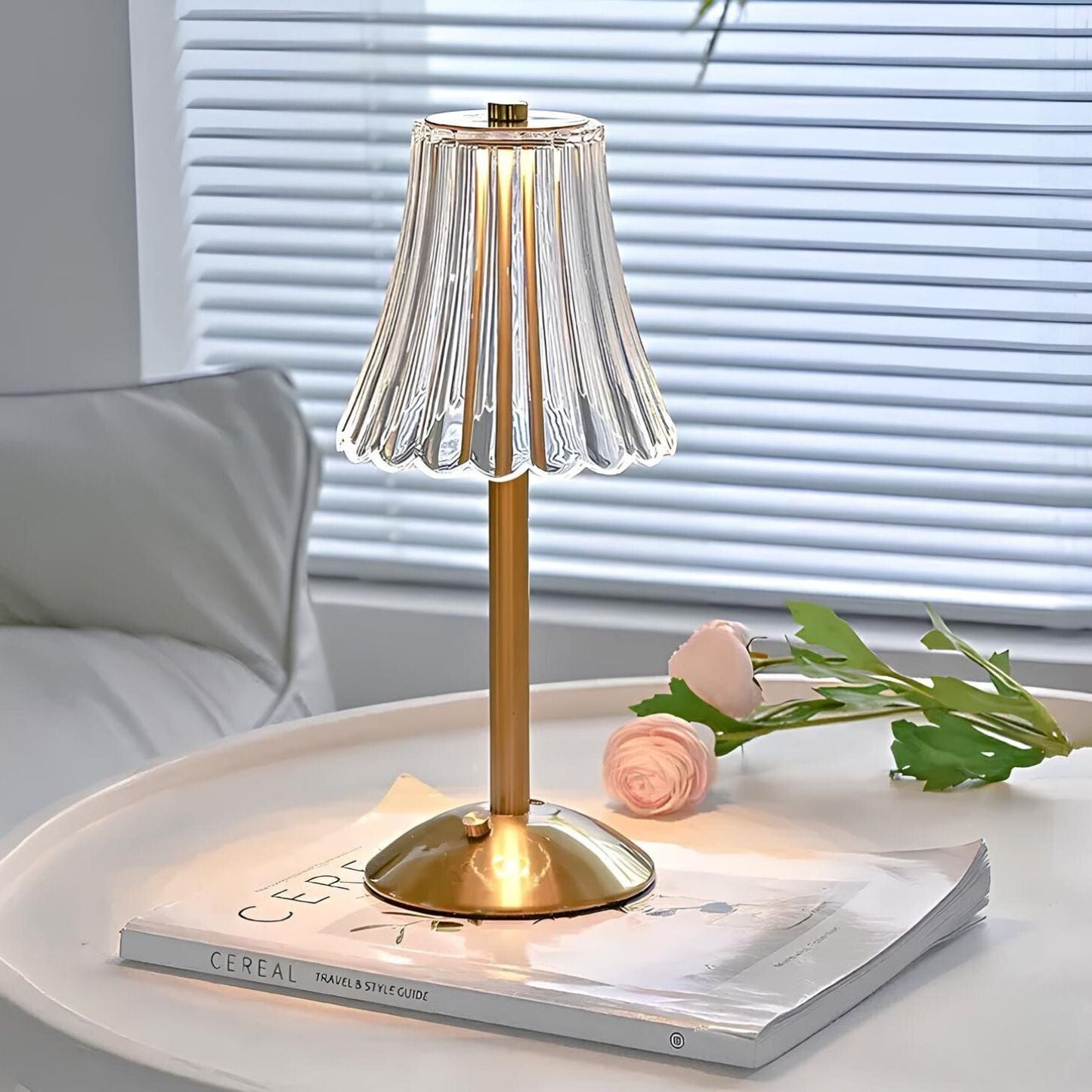 Lámpara de Mesa Cristal Dorado - Lumia Estudio