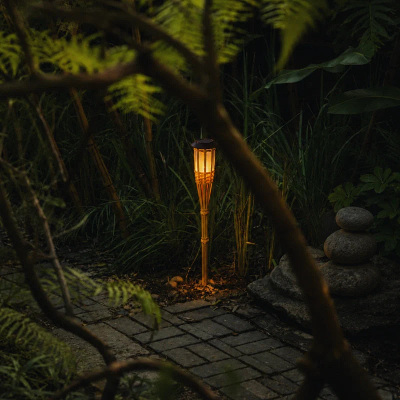 BambooFlame™ Antorcha Solar - Lumia Estudio