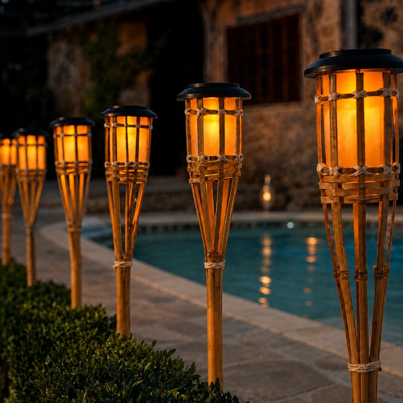 BambooFlame™ Antorcha Solar - Lumia Estudio