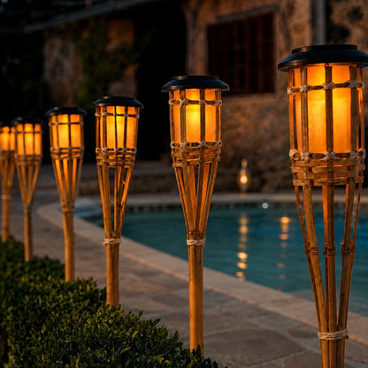 BambooFlame™ Antorcha Solar - Lumia Estudio