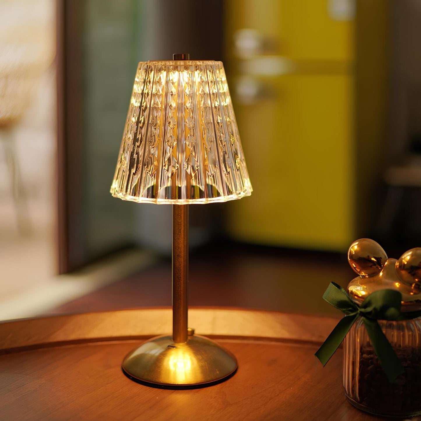 Lámpara de Mesa Cristal Dorado - Lumia Estudio