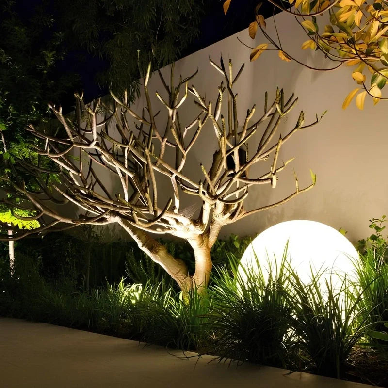 Esfera Luminosa de Jardín - Lumia Estudio