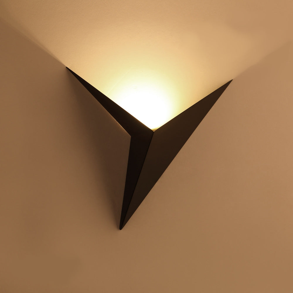 Trigon™ Aplique de Pared - Lumia Estudio