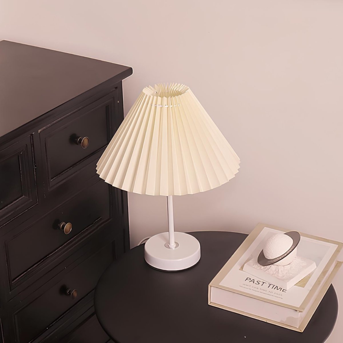 Pleatique™ Lámpara de Mesa - Lumia Estudio
